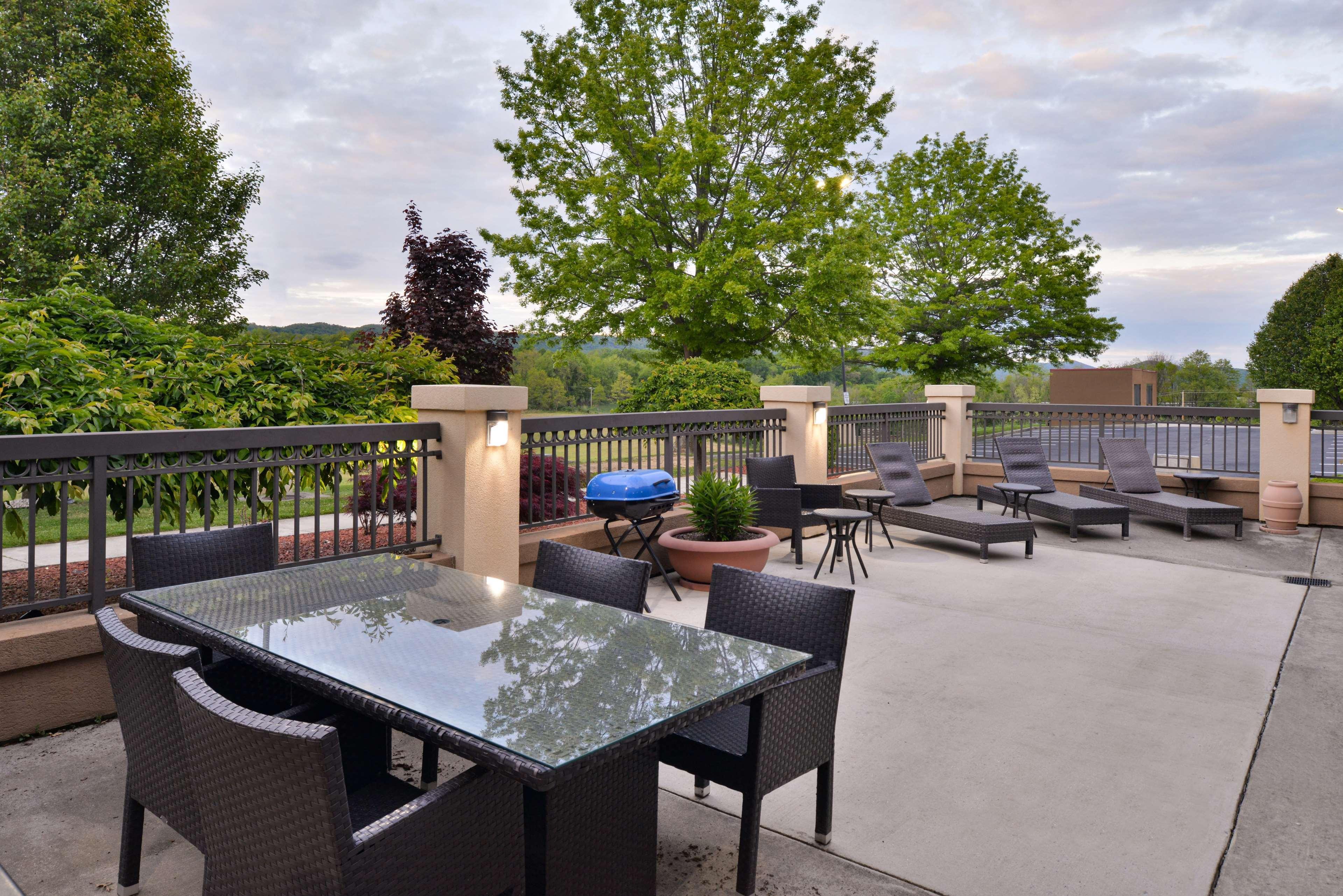 Hampton Inn Wytheville Εξωτερικό φωτογραφία
