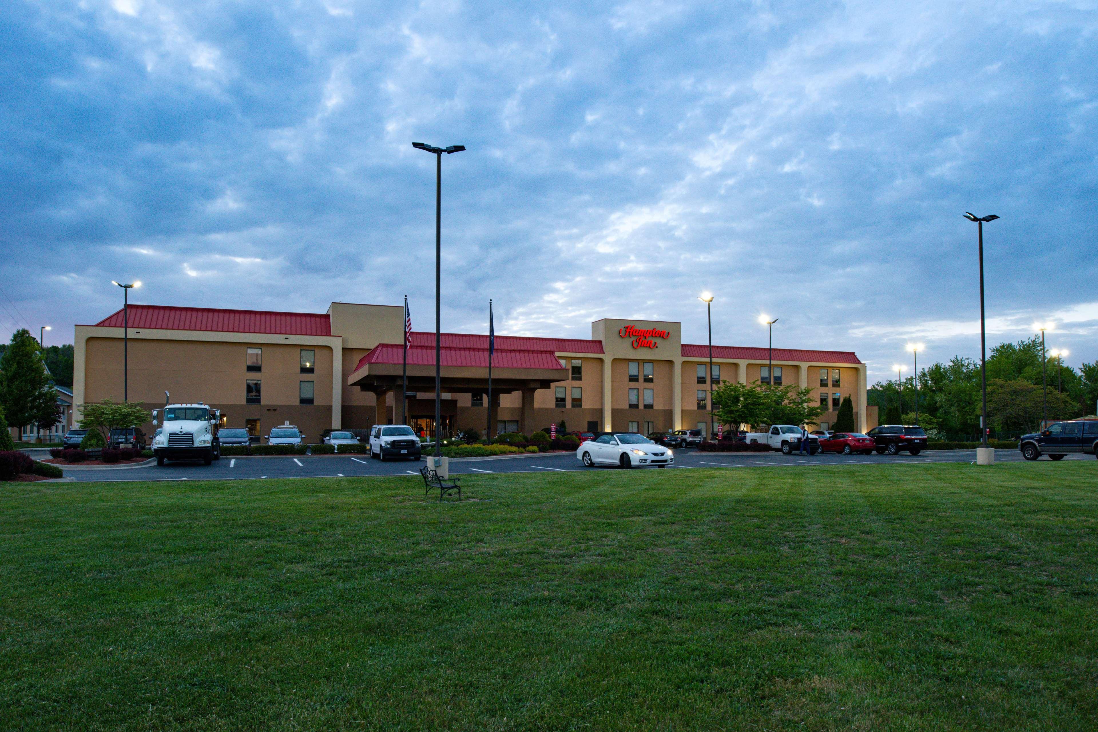 Hampton Inn Wytheville Εξωτερικό φωτογραφία