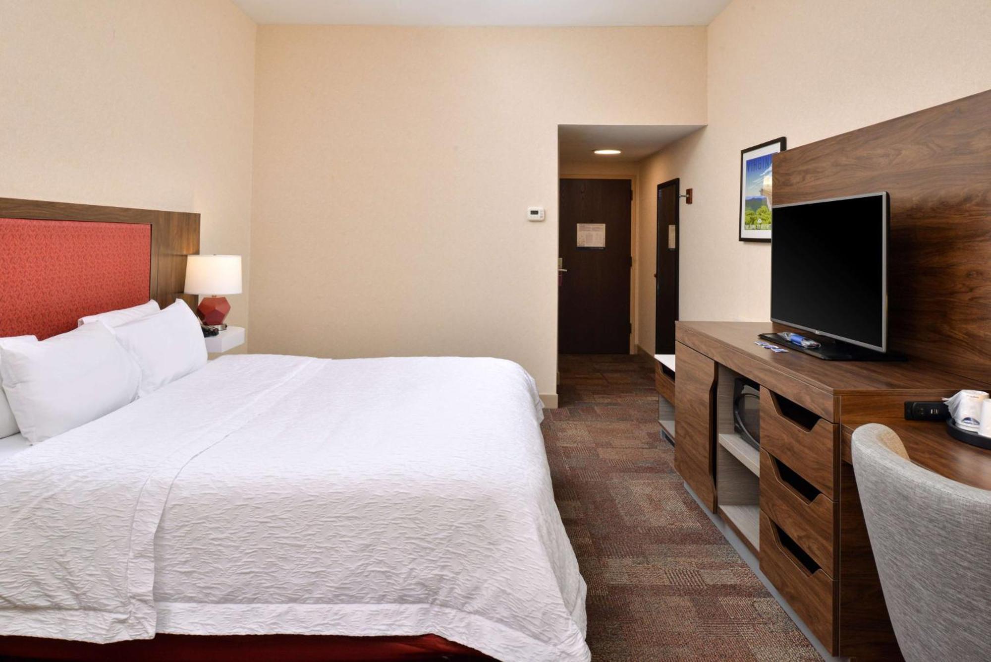 Hampton Inn Wytheville Εξωτερικό φωτογραφία